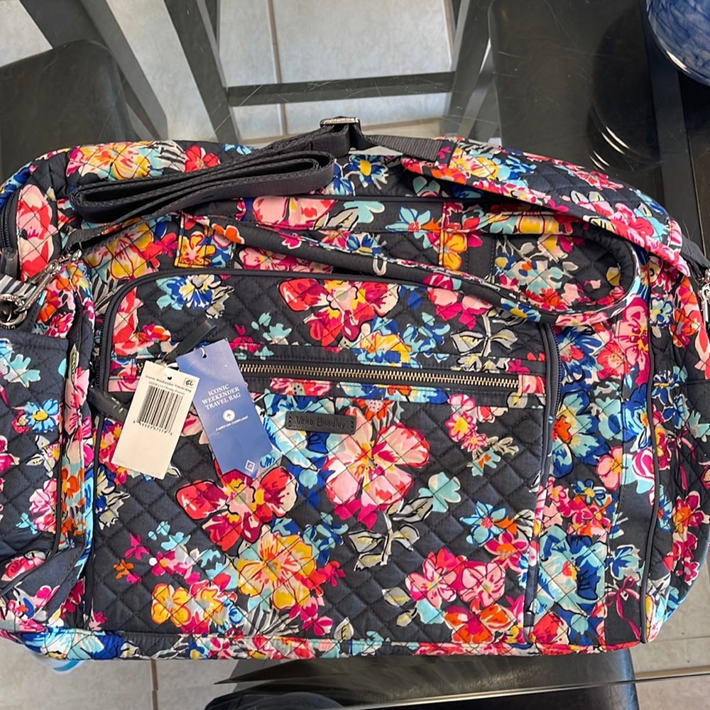 BNWT Vera Bradley Iconic Weekender Travel Bag